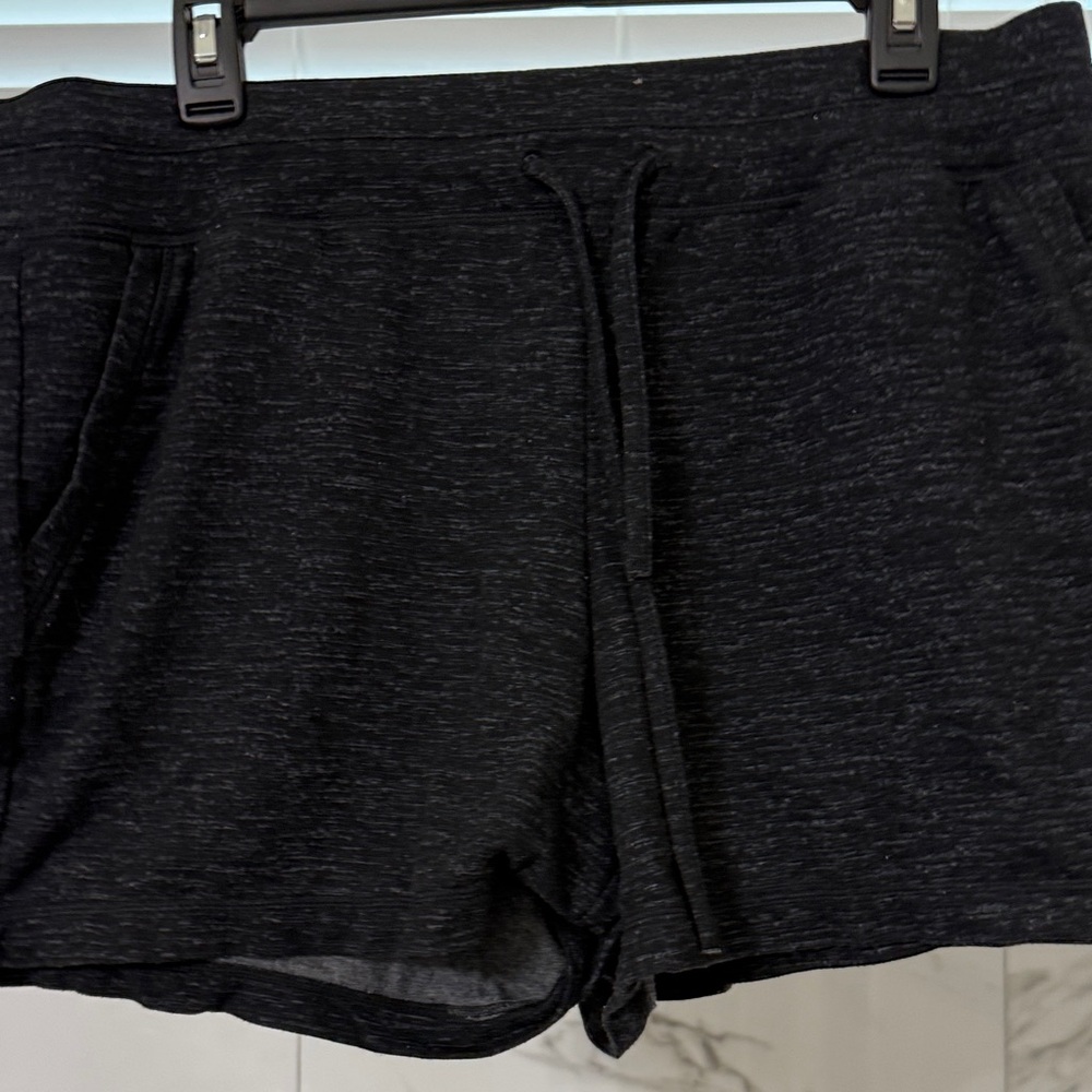 32 Degrees Women's Dark Gray Athletic Shorts